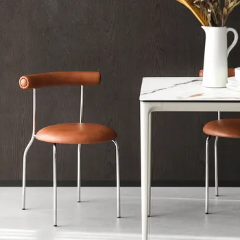 MOMO Итальянский минималистичный Обеденный стул из кожи среднего возраста из нержавеющей стали, Домашний Штабелируемый металлический стул, стул для ресторана со спинкой