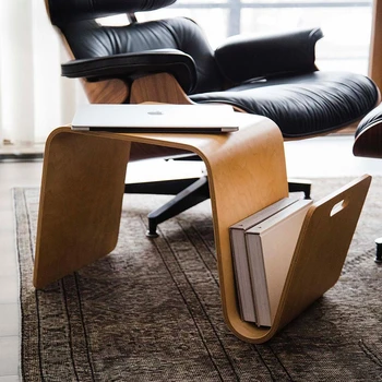 Дизайнерский минималистичный маленький журнальный столик, N-образный скандинавский диван, журнальный столик, прикроватная тумбочка из массива дерева, угловой столик на балконе