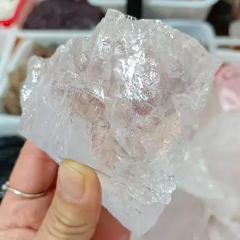 Натуральный белый кристалл необработанного рудного кварца, энергетический минерал, целебный образец