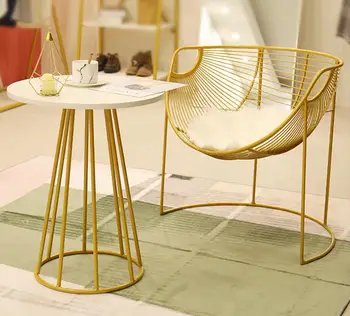 Витринный стеллаж простая посадка магазин женской одежды зона отдыха чайный столик настольный стул golden leisure chair